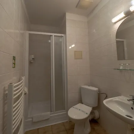 Guest house Klaster - Vzdelavaci, Konferencni A Poutni Dum Hejnice (Liberec)