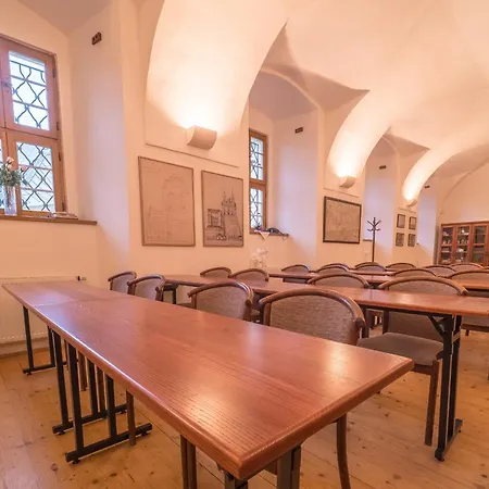 Gasthof Klaster - Vzdelavaci, Konferencni A Poutni Dum