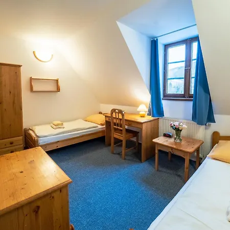 Klaster - Vzdelavaci, Konferencni A Poutni Dum Guest house