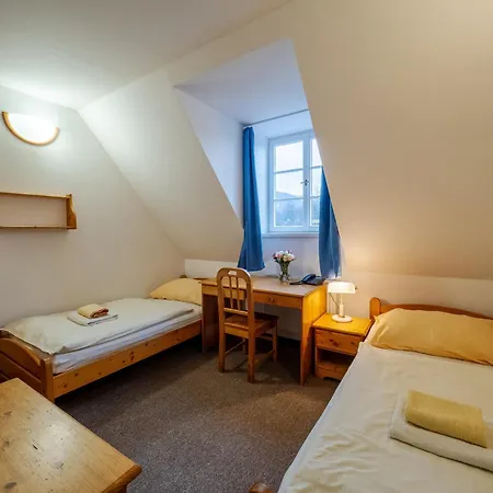 Guest house Klaster - Vzdelavaci, Konferencni A Poutni Dum 3*